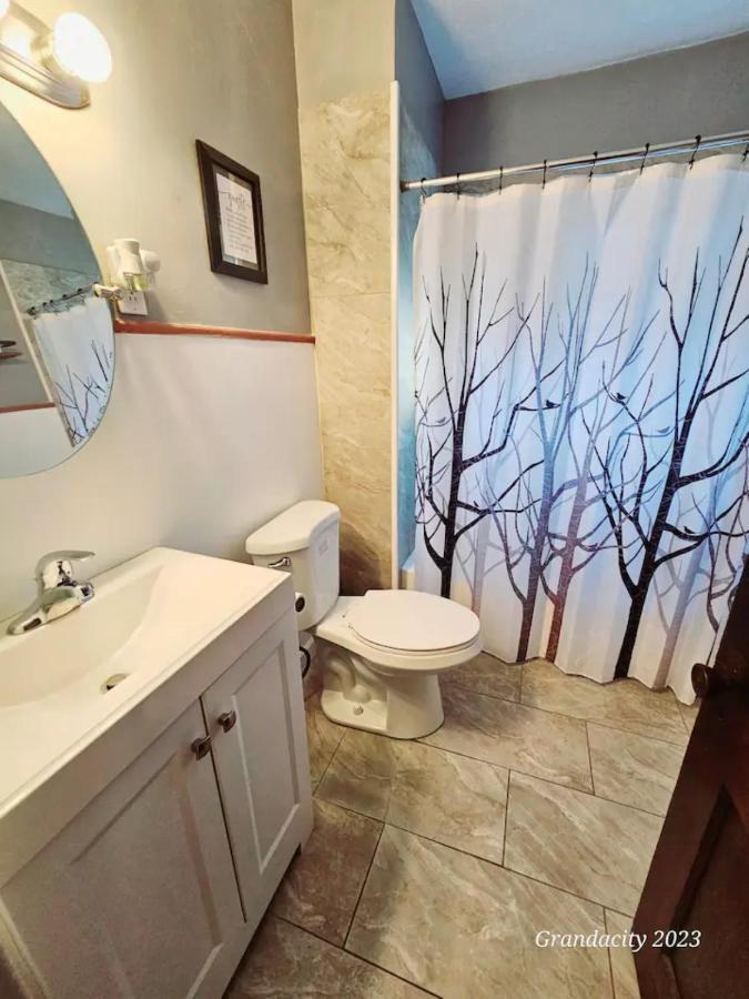 Villa Lovely! Near Cleve Clinic/Uh/Cwru/Dwntwn W/Porch Cleveland Exterior foto